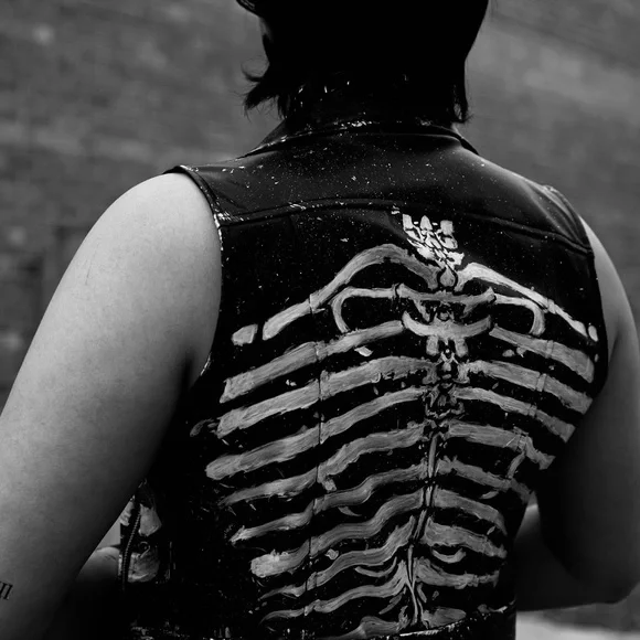Skeleton Print Black Leather Vest (sz L) - Picture 11 of 14